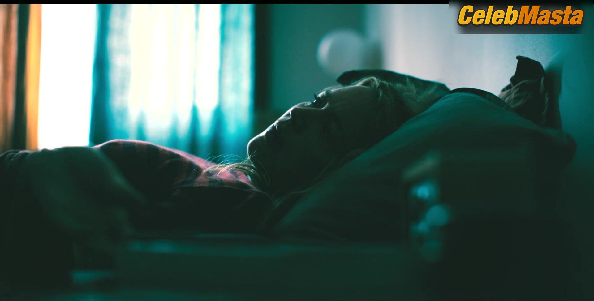 Virginie Efira Sex Scene From Everything Is Fine - Photo 2 of 5 photo 4