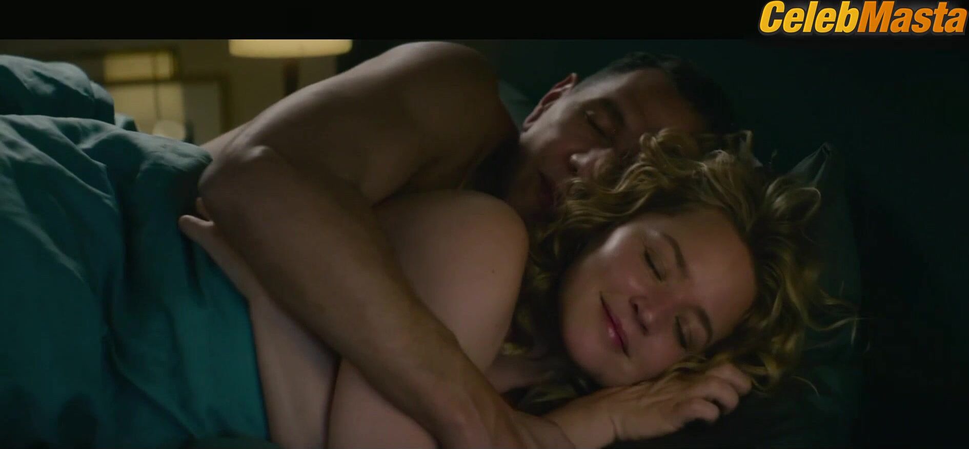 Virginie Efira Bares Tits Scene In Other People’s - Photo 1 of 5 photo 5