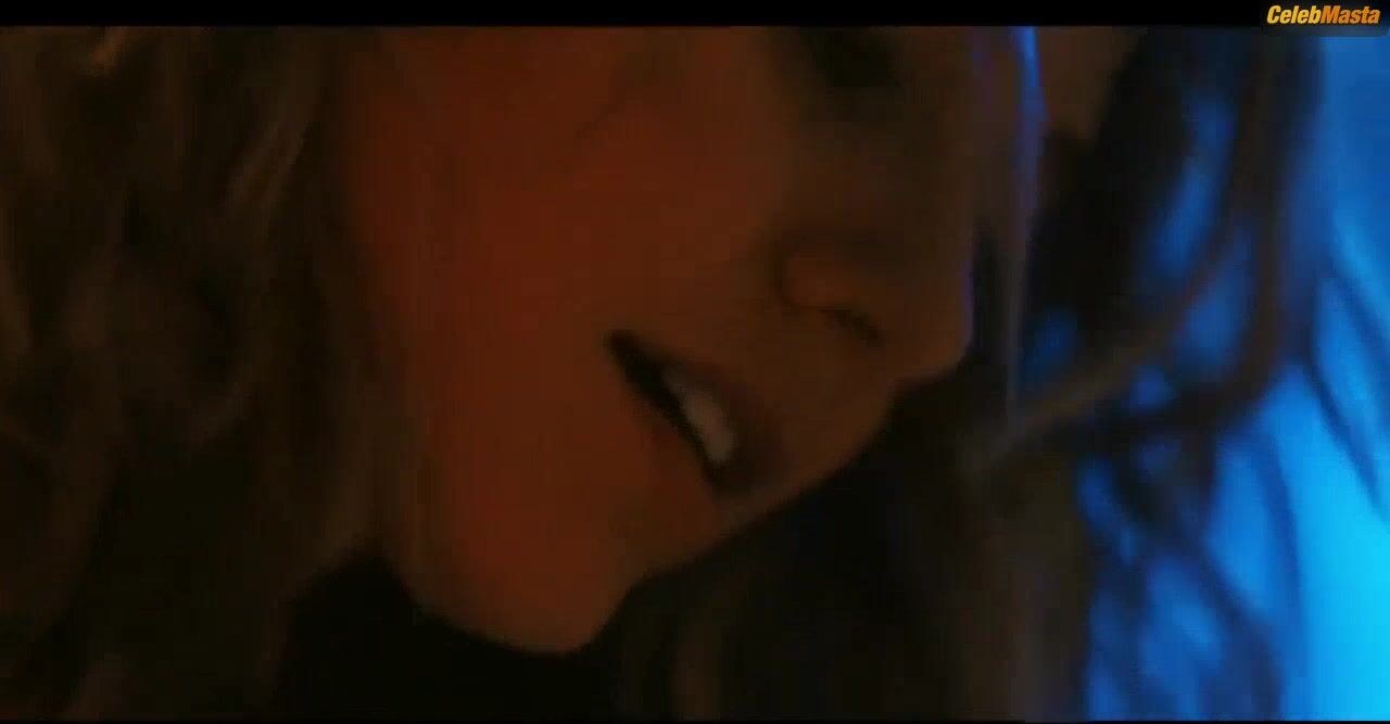 Madison Iseman Bares Breasts In Lesbian Scene In I Know - Photo 1 of 5 photo 4