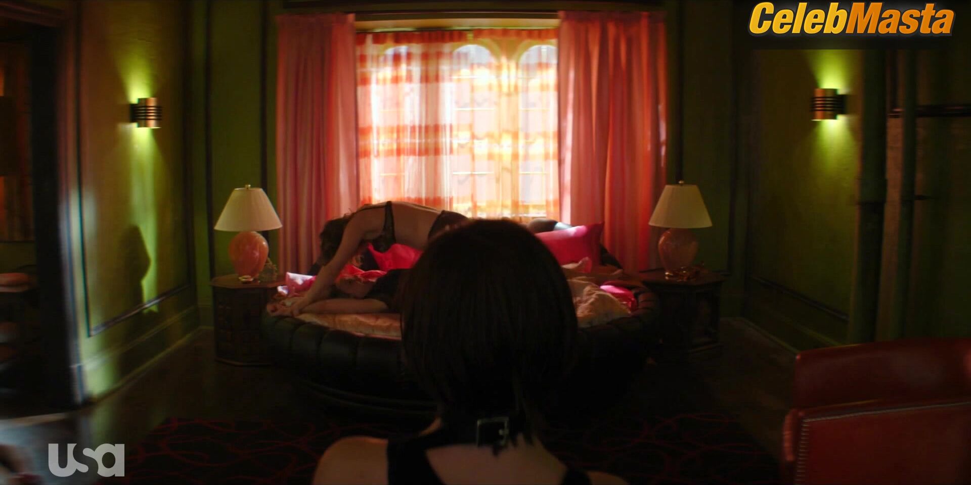 Fiona Dourif Jennifer Tilly And ’s Underwear, - Photo 1 of 5 photo 2