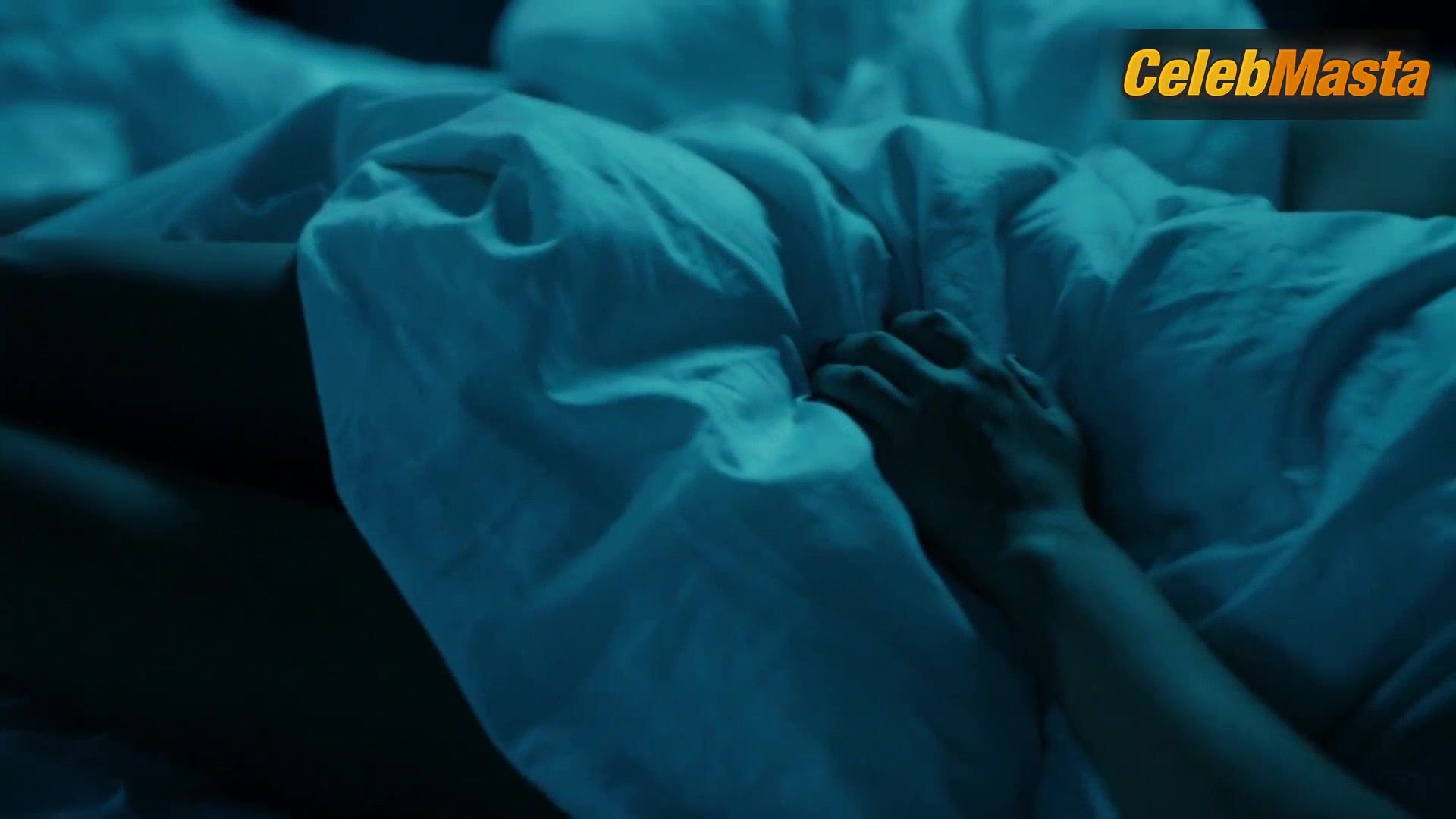 Virginie Efira Tits, Underwear Scene From La Chance De Ma - Photo 1 of 5