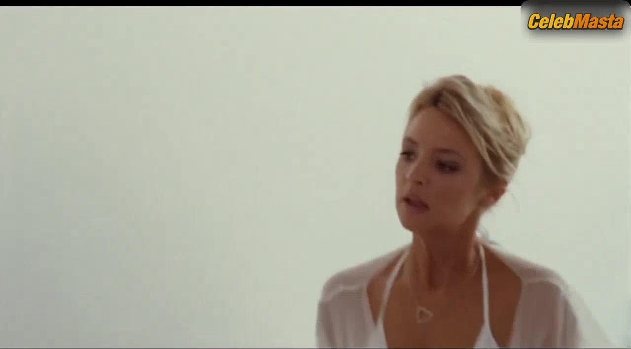 Virginie Efira Boobs, Bikini Scene In Le Siffleur - Photo 1 of 5