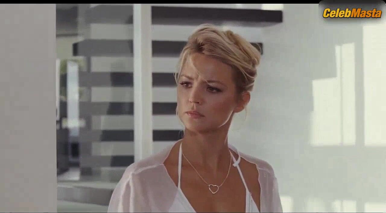 Virginie Efira Boobs, Bikini Scene In Le Siffleur - Photo 1 of 5 photo 4