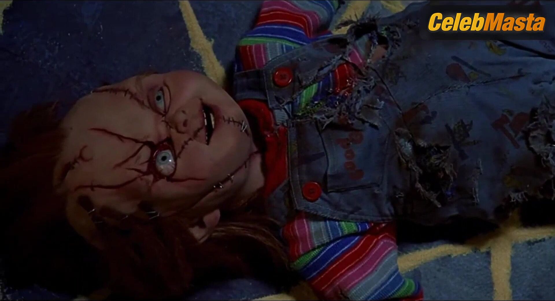 Jennifer Tilly Tits Scene From Bride Of Chucky - Photo 2 of 5 photo 1