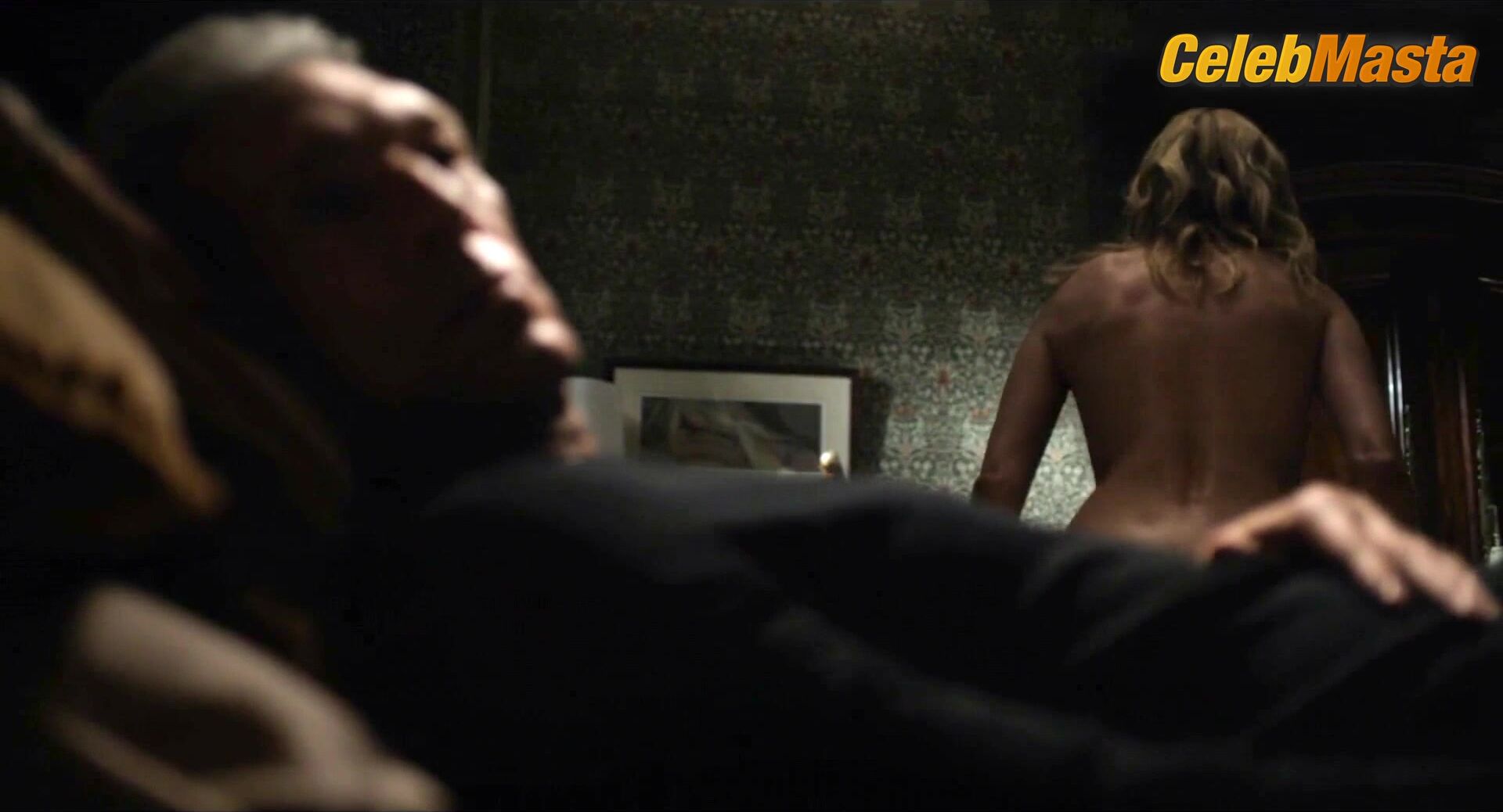 Diane Kruger Boobs, Ass Scene In The Shrouds - Photo 2 of 5 photo 1