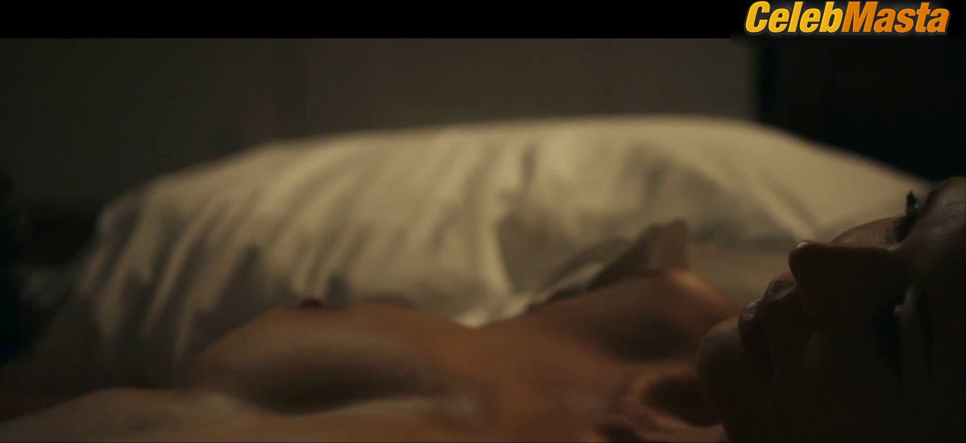 Virginie Efira Tits, Bush Scene From Un Amour Impossible - Photo 1 of 5 photo 4