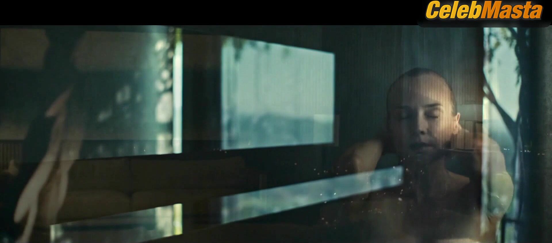 Diane Kruger Reveals Sex Scene In Visions - Photo 2 of 5 photo 5