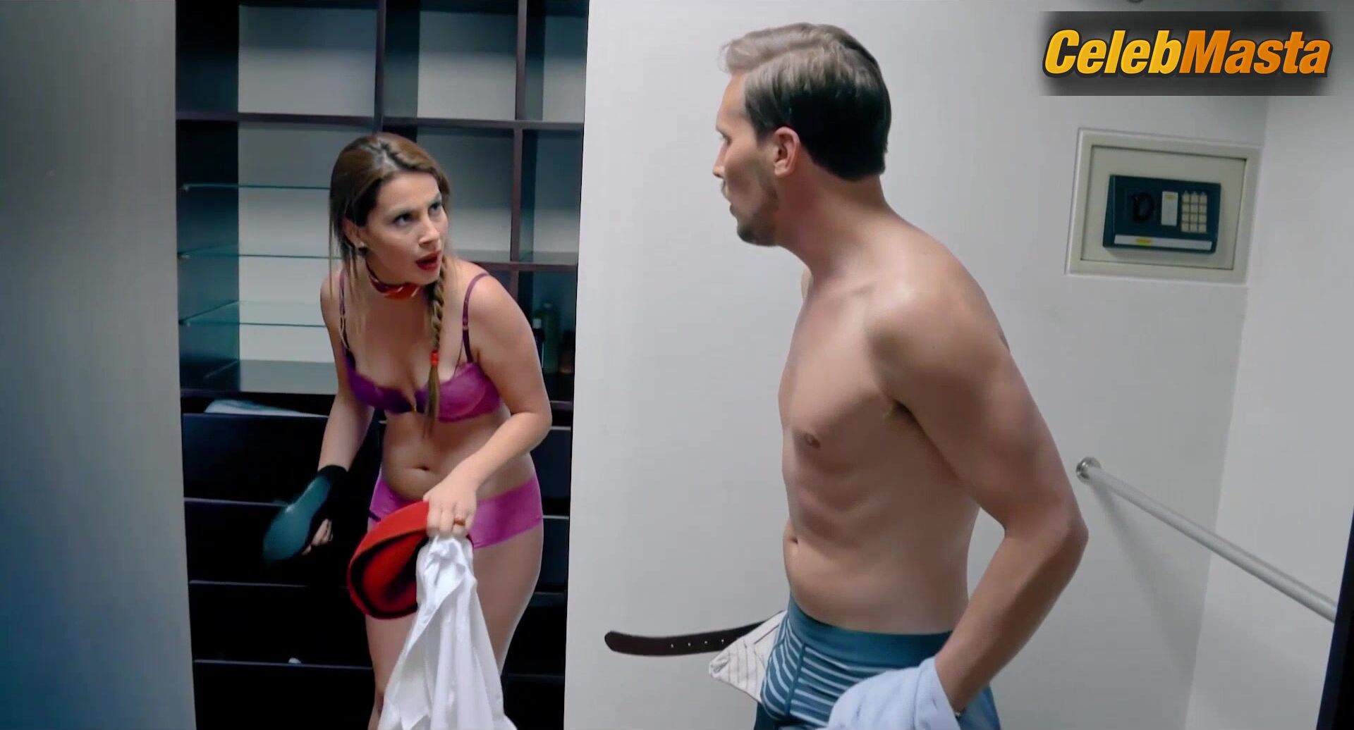 Camila Porras Booty, Tits Scene In Infieles - Photo 1 of 5 photo 5