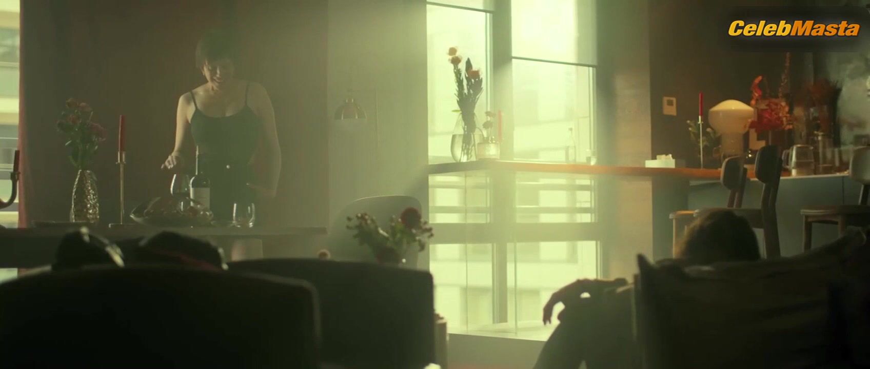 Anna Chipovskaya Tits Scene In Zhar - Photo 2 of 5