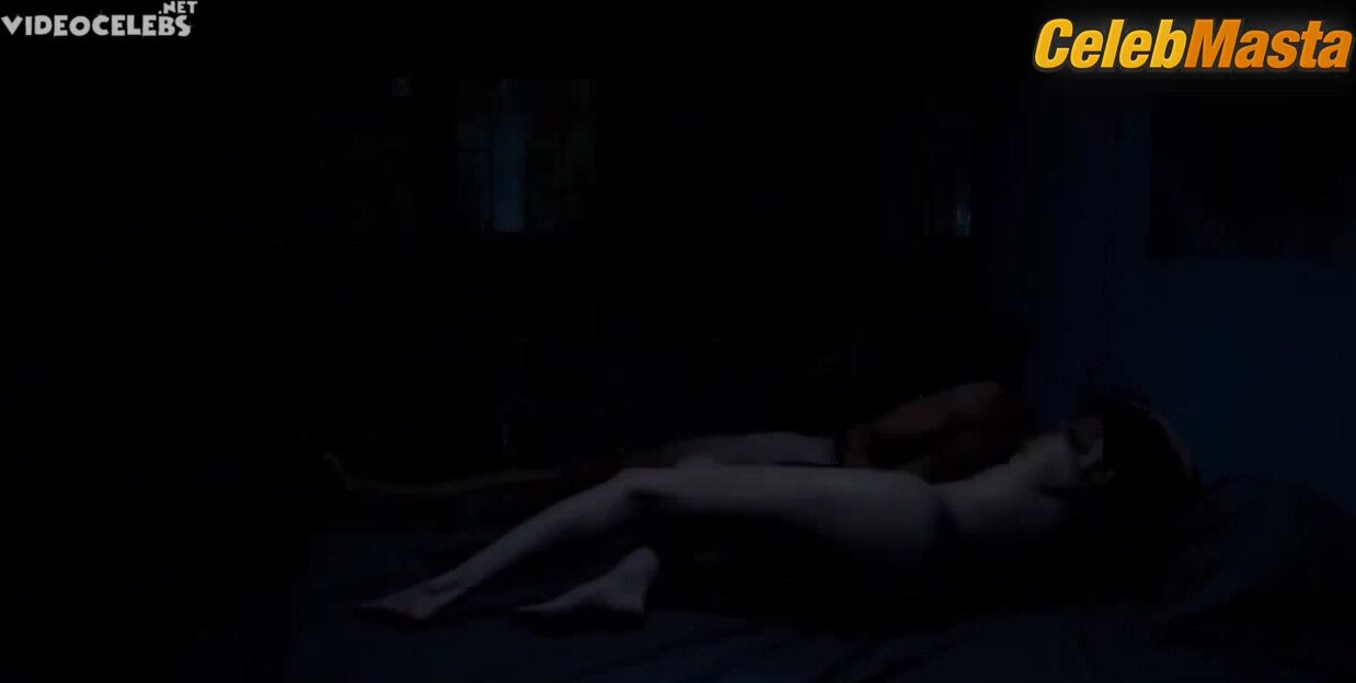 Anna Chipovskaya ’s Tits Scene In And The Sun Rises - Photo 2 of 5