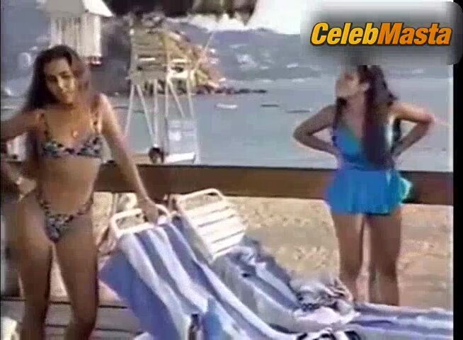 Kate Del Castillo Tits, Swimsuit Scene From Muchachitas - Photo 1 of 5