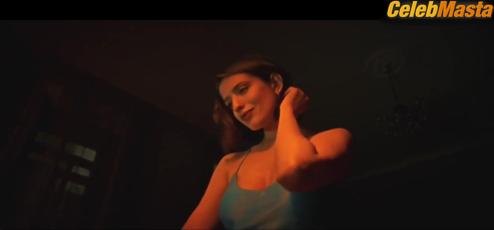 Anna Chipovskaya Tits, Underwear Scene From Lyubvi Ne Byvaet? - Photo 1 of 5