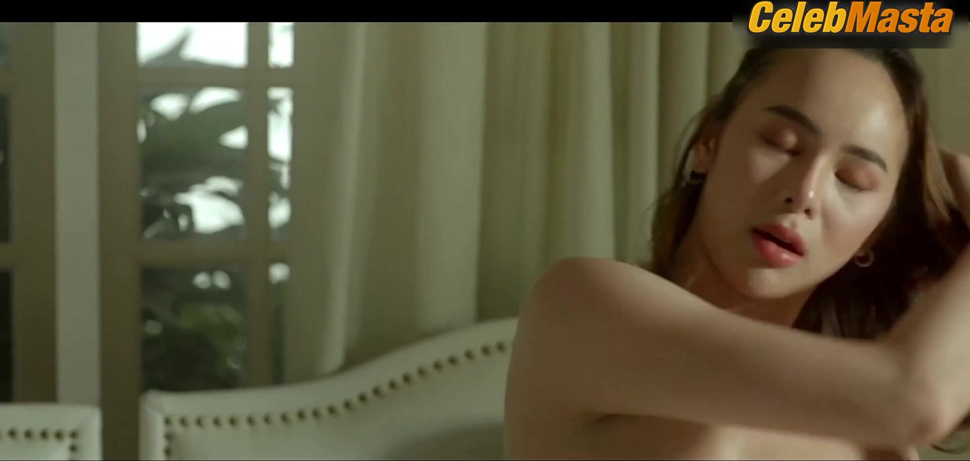 Julia Bersana Shows Tits, Bush Scene In Kabayo - Photo 1 of 5 photo 4