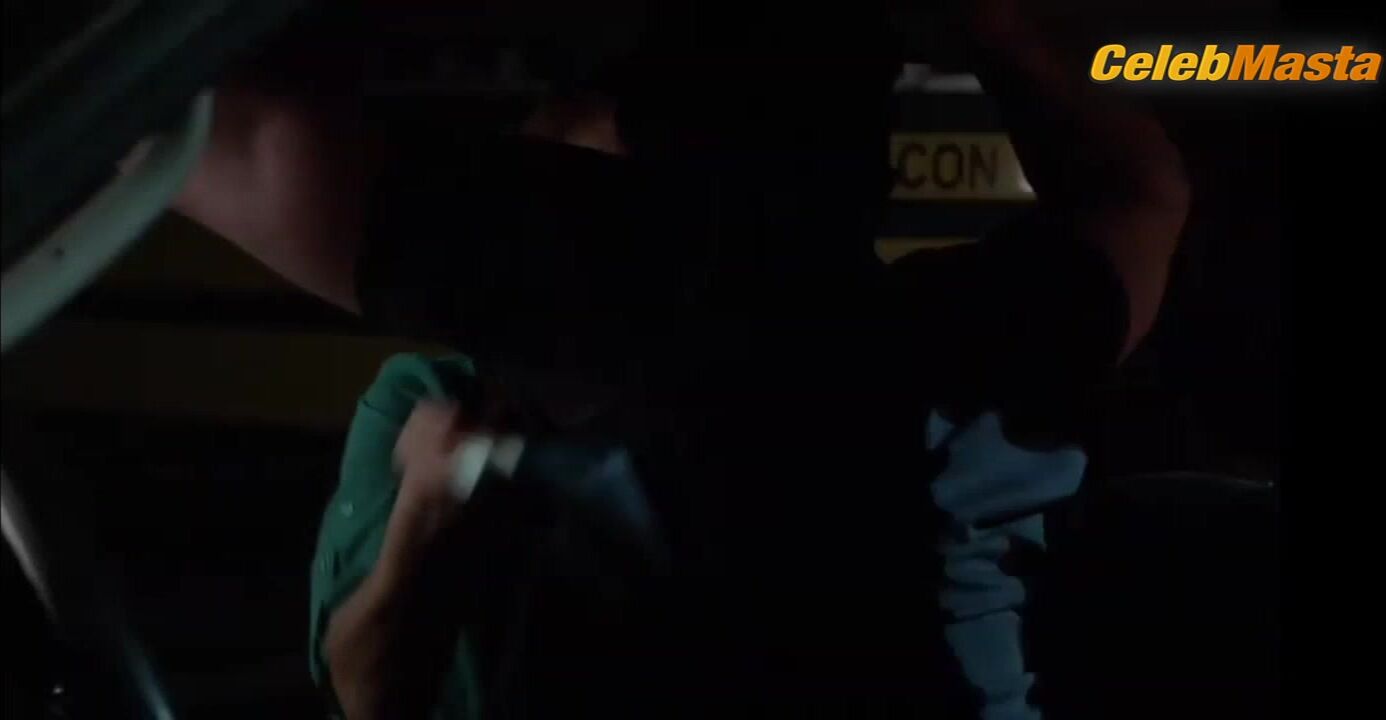 Holland Roden ’s Sexy Scene In Teen Wolf - Photo 1 of 5 photo 4