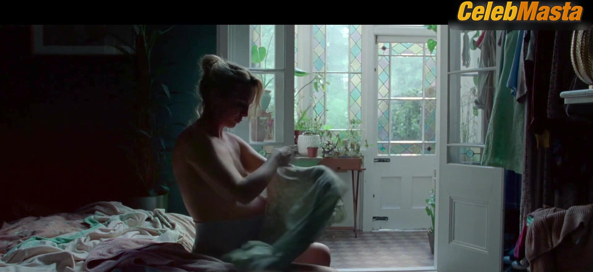 Jodie Comer ’s Tits, Underwear Scene In The End We - Photo 2 of 5 photo 5