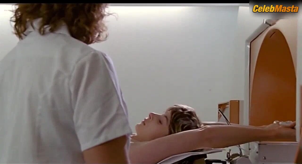 Nastassja Kinski Tits Scene From Maladie D’amour - Photo 2 of 5 photo 4