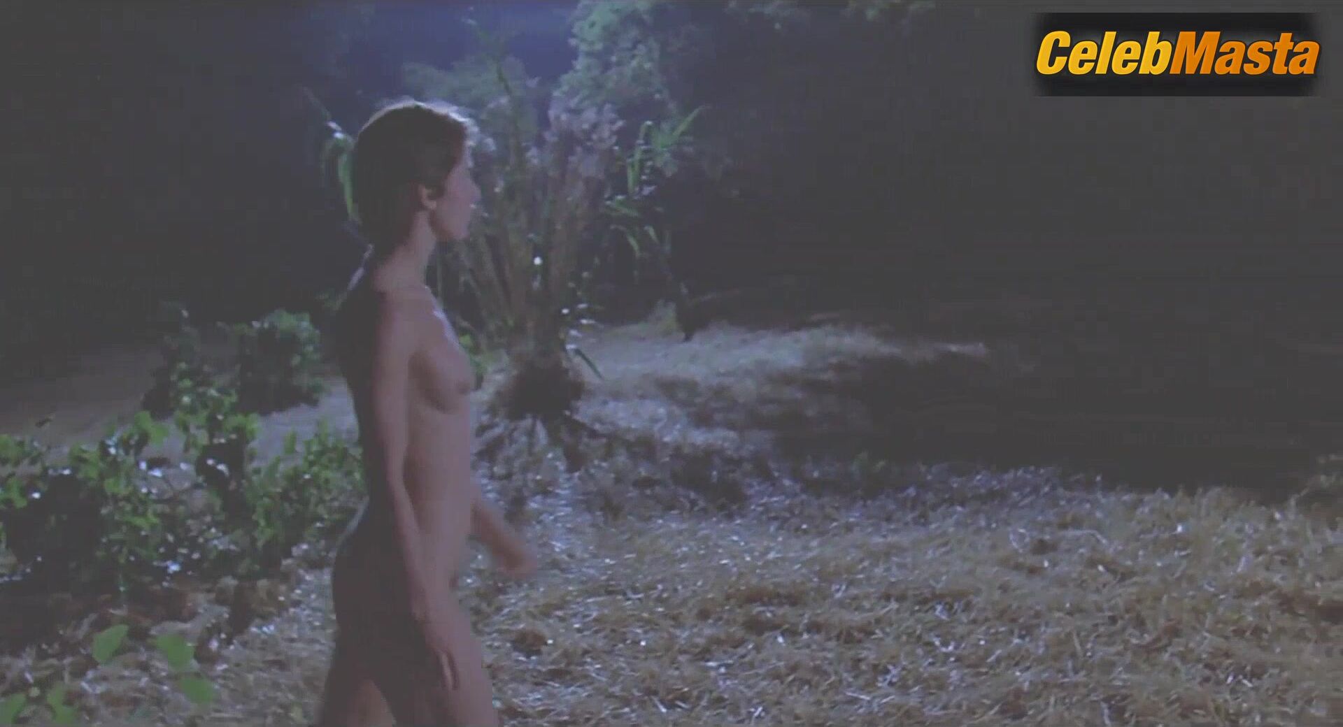 Nastassja Kinski Tits Scene From Cat People - Photo 2 of 5