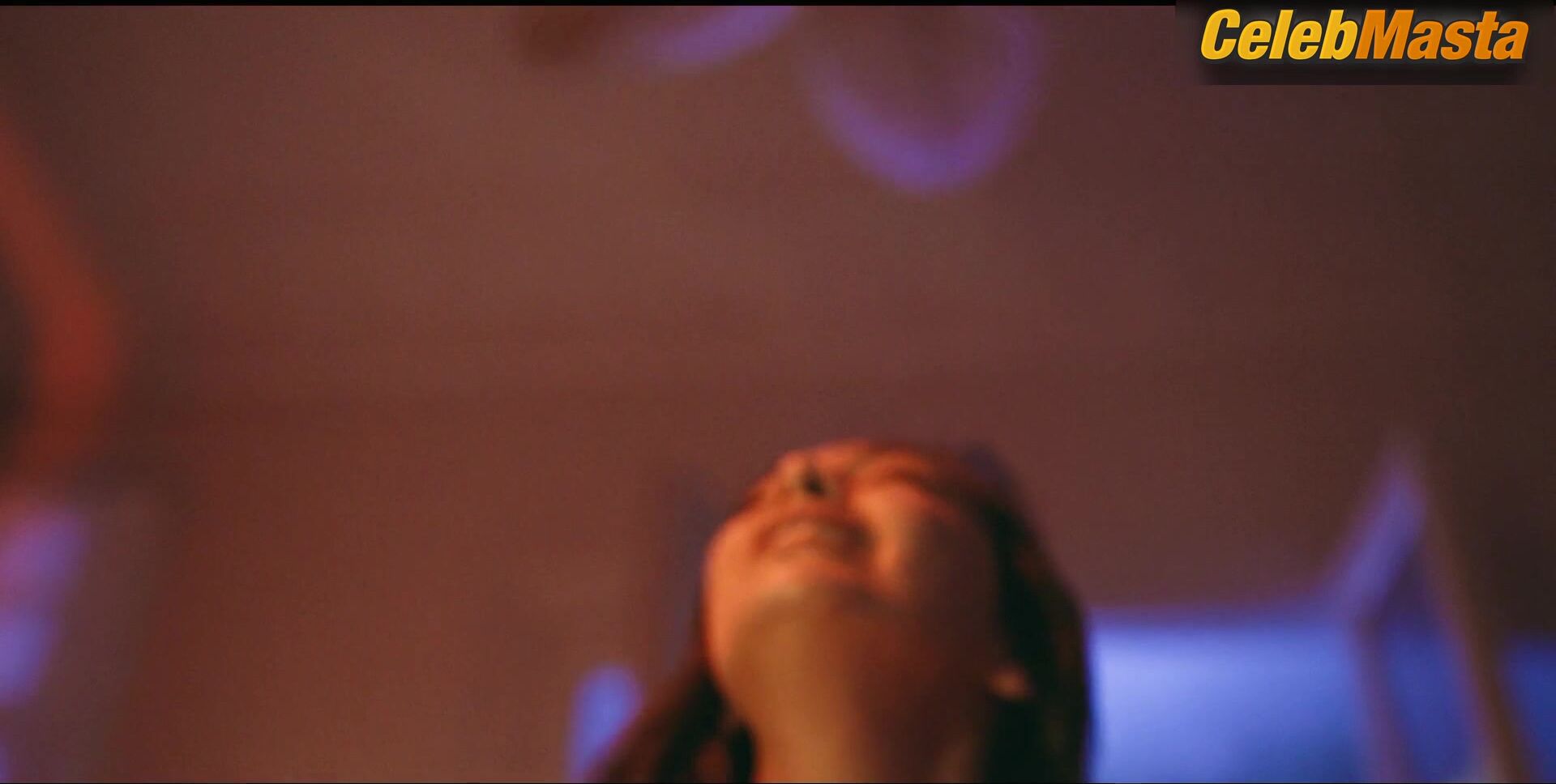 Neslihan Atagul ’s Sexy Scene From Oh Belinda - Photo 1 of 5 photo 5