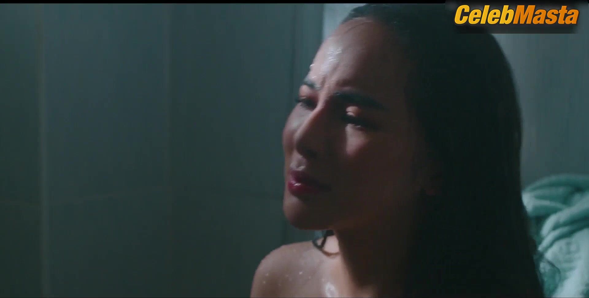 Julia Bersana Reveals Butt, Tits Scene In Lovely Ladies - Photo 5 of 5