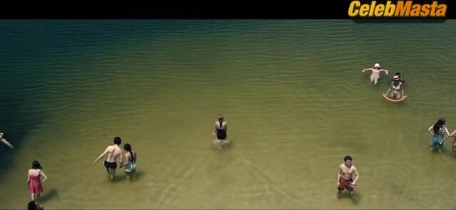 Julianne Moore Sydney Sweeney And Sexy Scene From Echo - Photo 4 of 5 photo 3