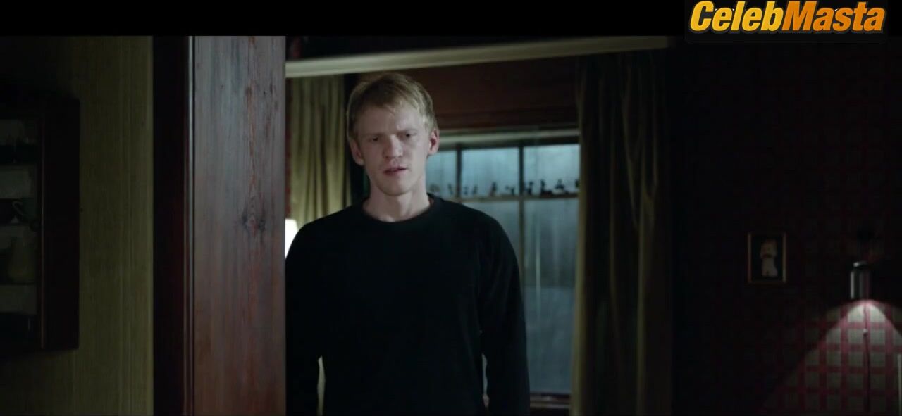 Julianne Moore And Oona Von Maydell Tits Scene From The - Photo 2 of 5 photo 4