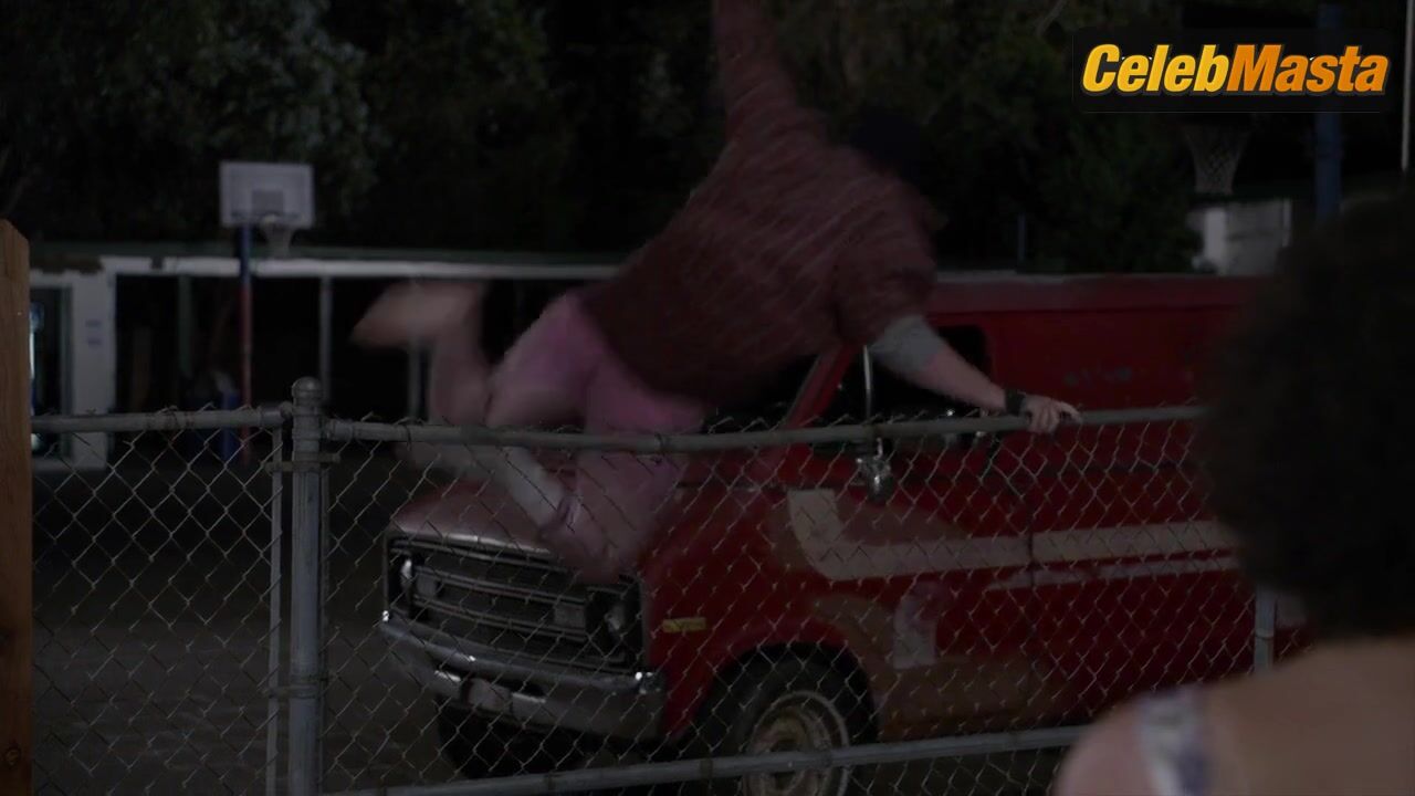 Alia Shawkat , Aubrey Plaza And Sarah Steele Underwear - Photo 1 of 5 photo 4