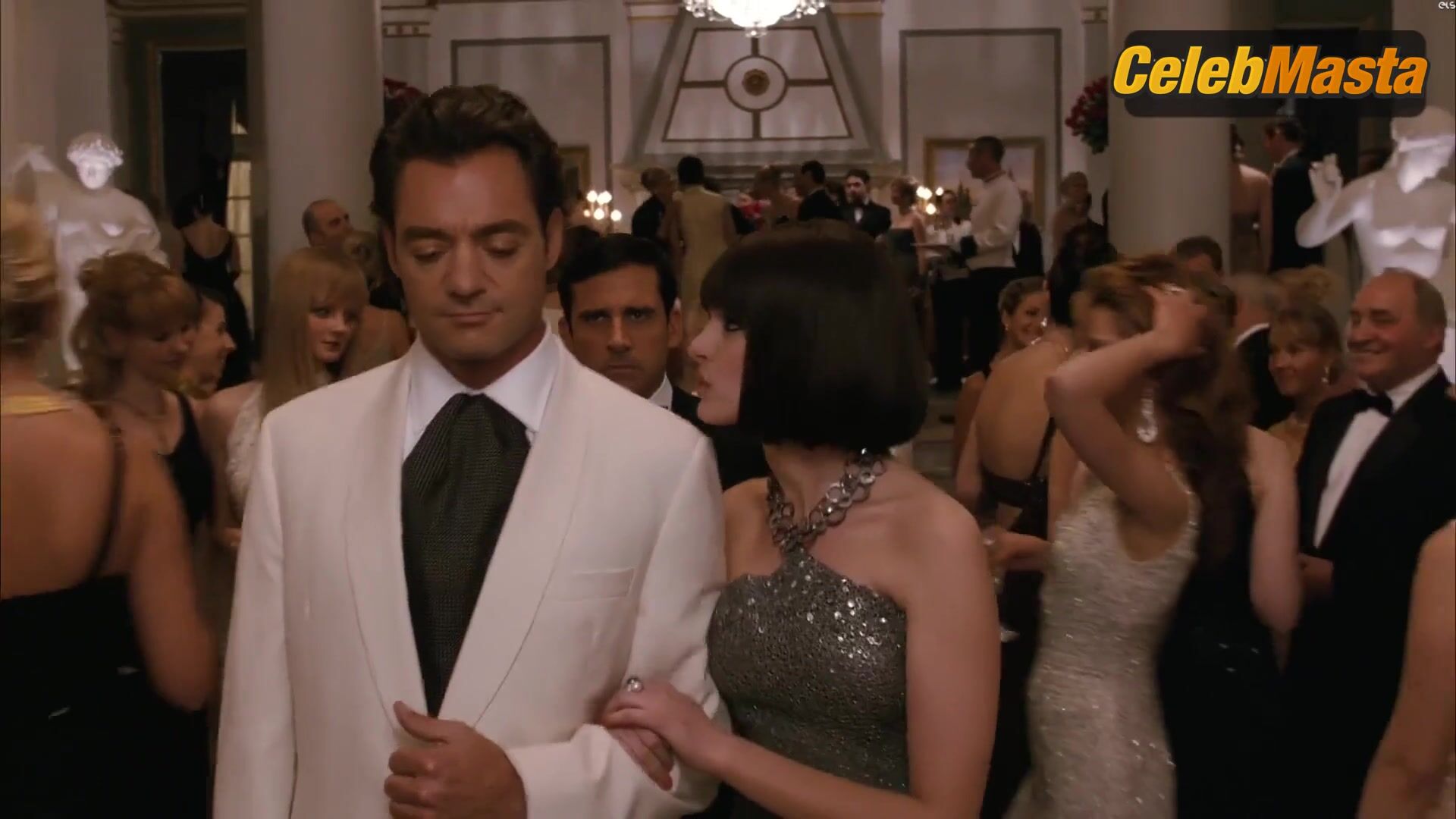 Anne Hathaway Sexy Scene From Get Smart - Photo 2 of 5 photo 3