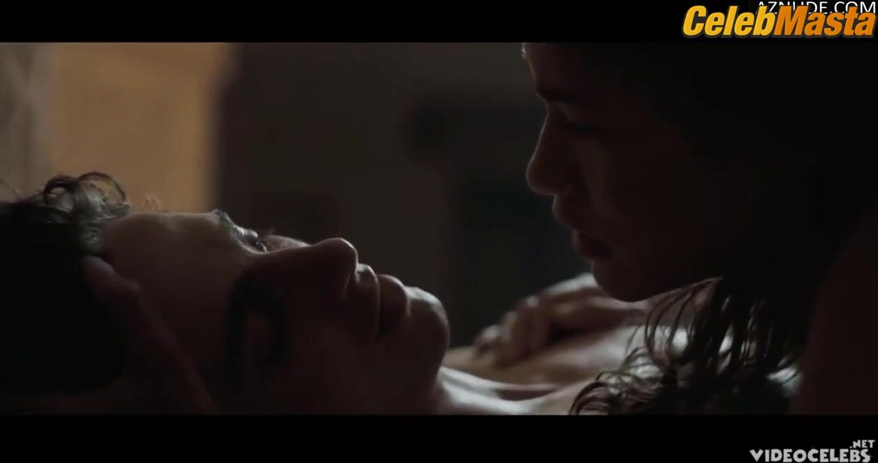 Zendaya Hot Scene From Dune Part Two - Photo 1 of 5 photo 5