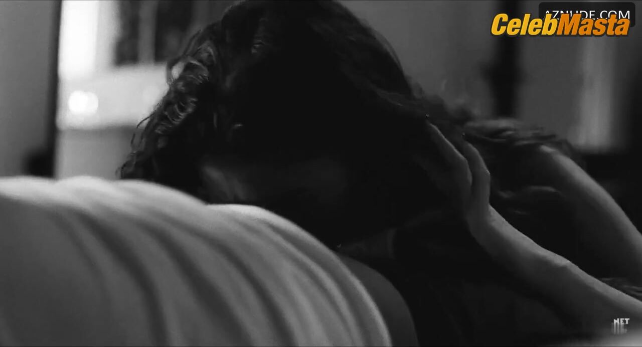 Zendaya ’s Booty, Tits Scene In Malcolm & - Photo 1 of 5 photo 5