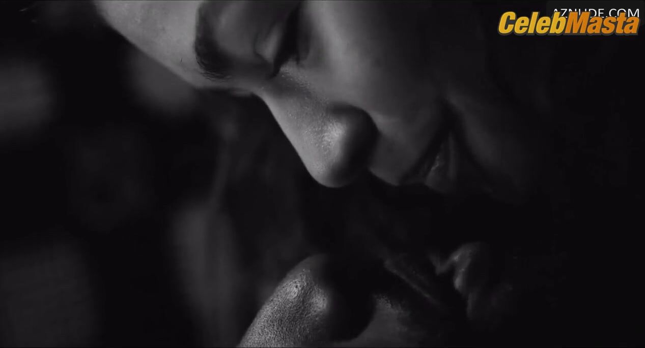 Zendaya Flaunts Underwear Scene In Malcolm & - Photo 2 of 5