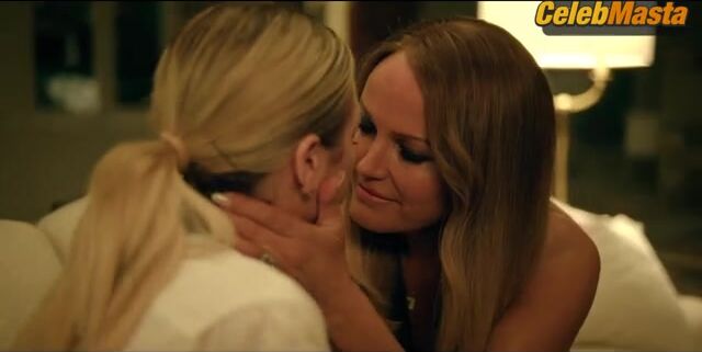 Brittany Snow Malin Akerman And ’s Lesbian Scene - Photo 1 of 5 photo 3