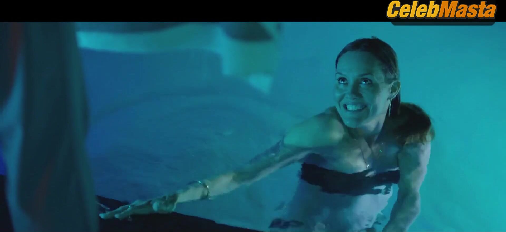 Malin Akerman ’s Tits Scene From The Donor Party - Photo 2 of 5 photo 5