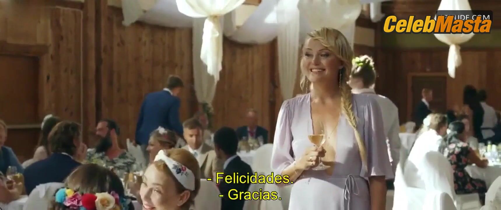 Malin Akerman ’s Sexy Scene From A Piece Of My Heart - Photo 1 of 5 photo 3