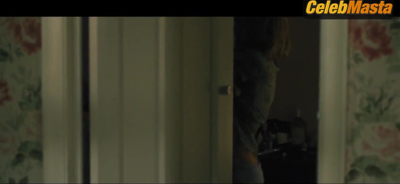 Malin Akerman ’s Underwear Scene From The Ticket - Photo 3 of 5 photo 2