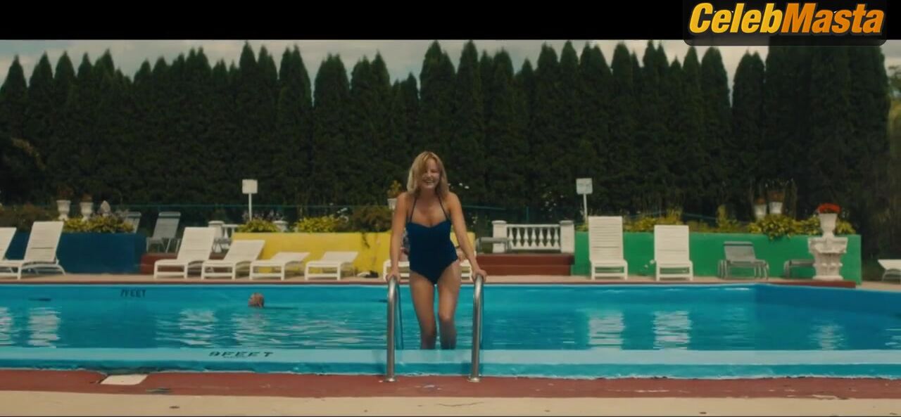 Malin Akerman ’s Sexy Scene From The Ticket - Photo 1 of 5 photo 5