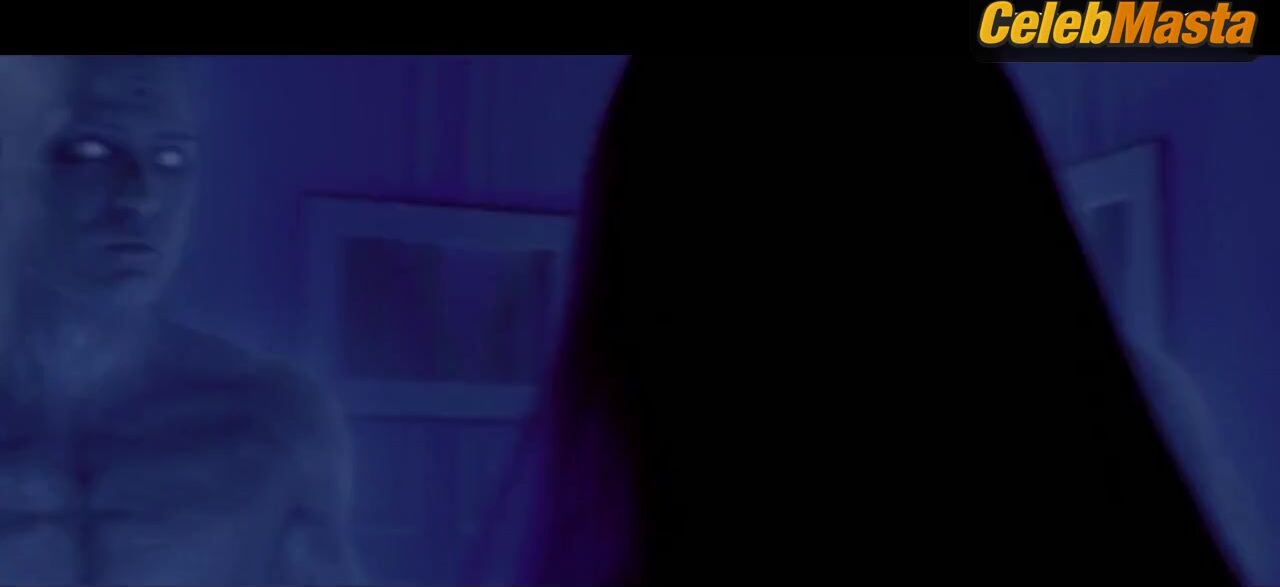 Malin Akerman ’s Sexy Scene From Watchmen - Photo 1 of 5 photo 2