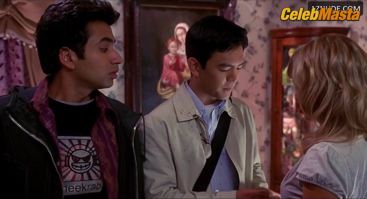 Malin Akerman Tits Scene From Harold & Kumar Go To - Photo 2 of 5 photo 4