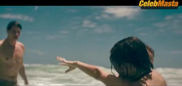 Ana De Armas Sexy Moment Scene In Eden - Photo 1 of 5 photo 4