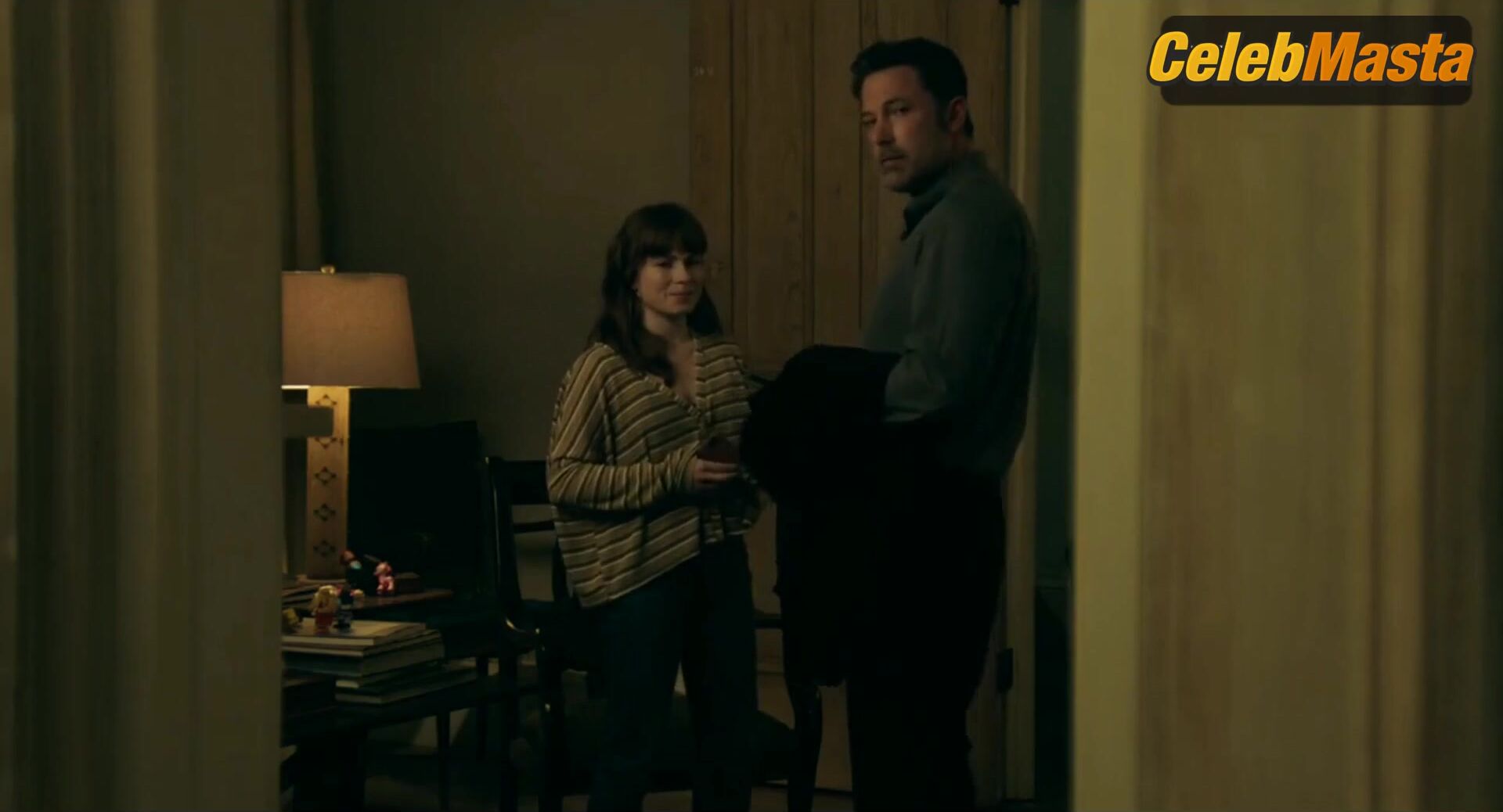 Ana De Armas Ass, Tits Scene From Deep Water - Photo 2 of 5
