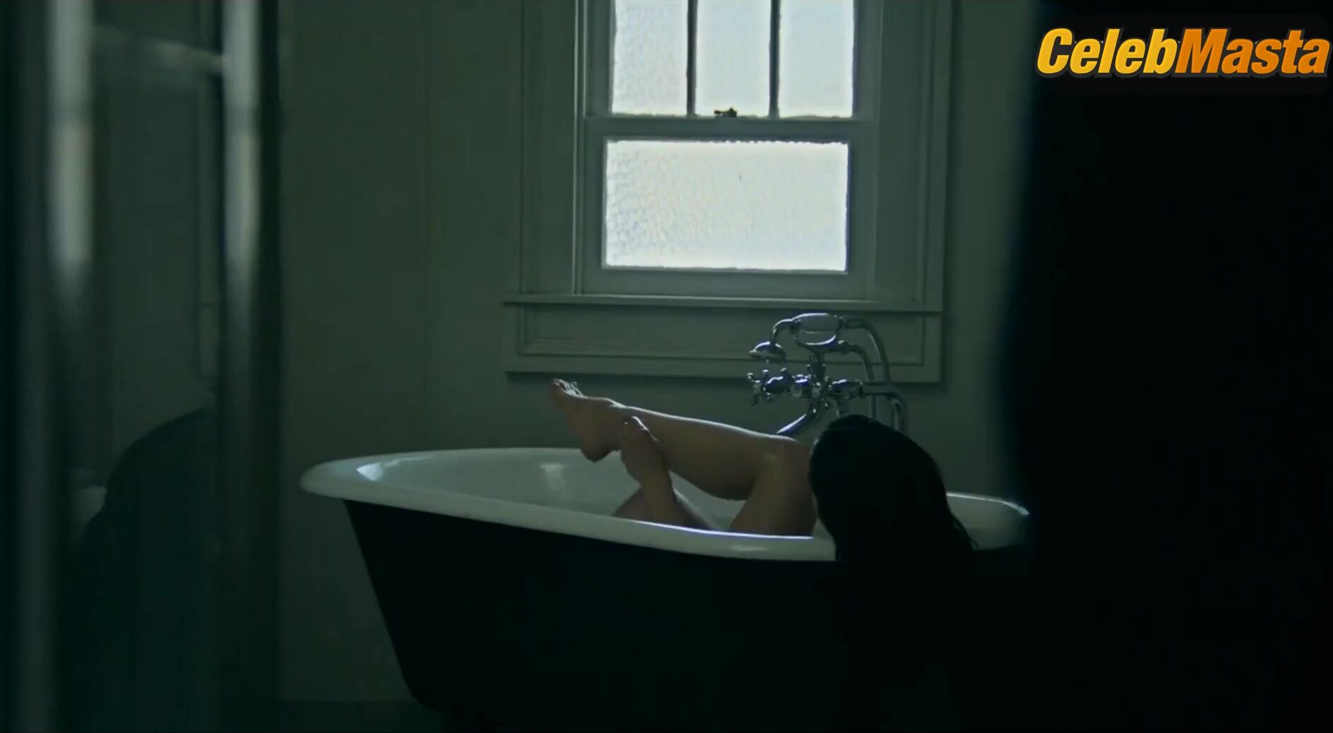 Ana De Armas Butt, Breasts Scene In Deep Water - Photo 2 of 5