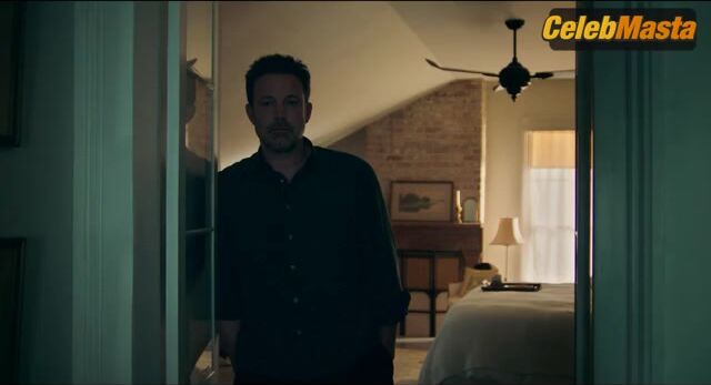 Ana De Armas Tits Scene From Deep Water - Photo 2 of 5 photo 4