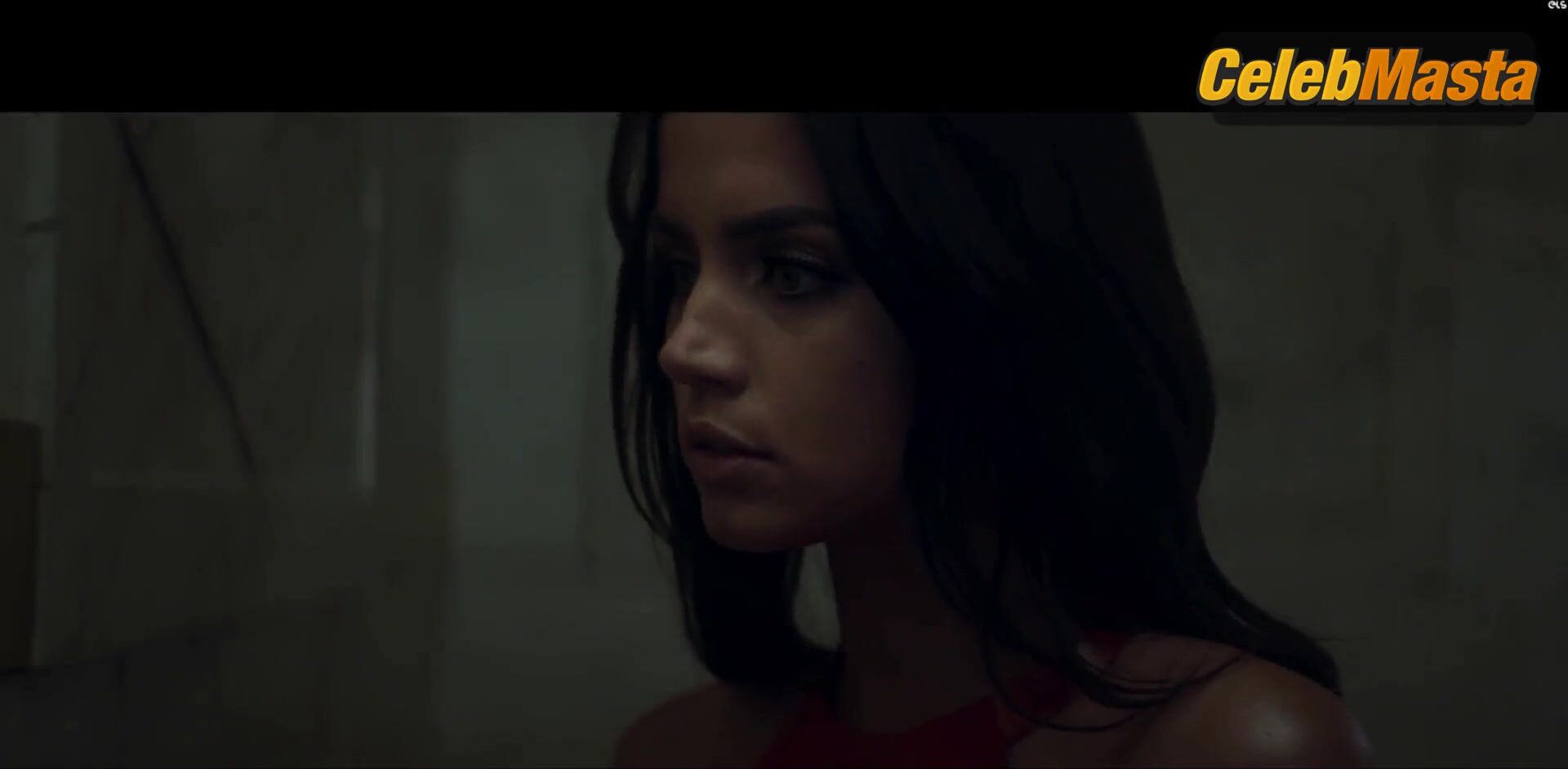 Ana De Armas Sexy Scene From Entering Red - Photo 2 of 5 photo 4