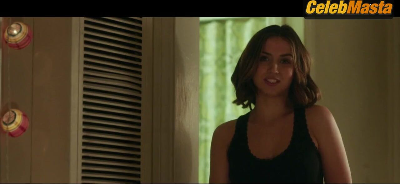 Ana De Armas Underwear Scene From War Dogs - Photo 2 of 5 photo 4