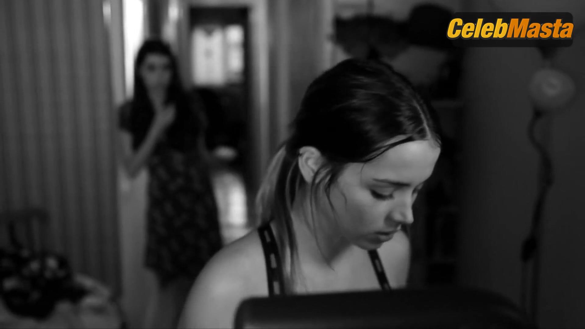 Ana De Armas Hot Scene From Anabel - Photo 2 of 5