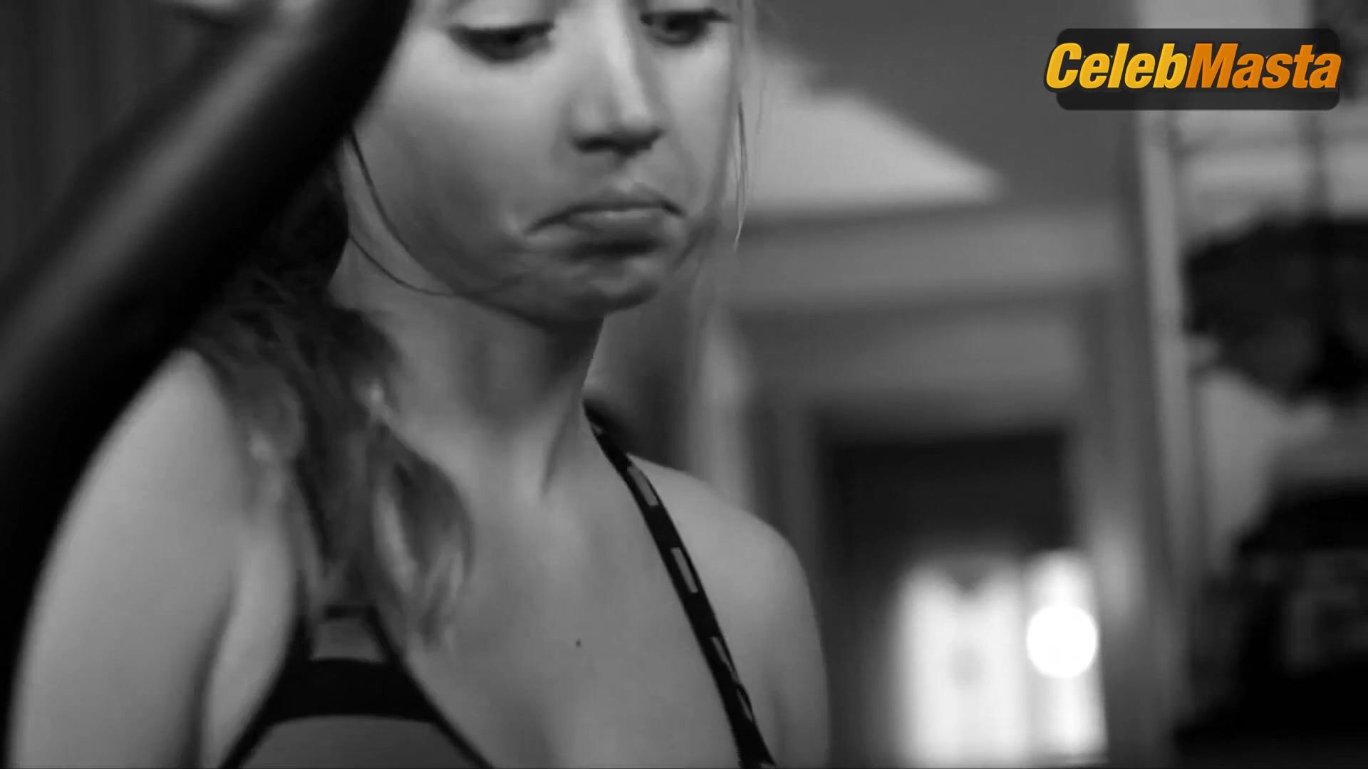 Ana De Armas Hot Scene From Anabel - Photo 2 of 5 photo 5