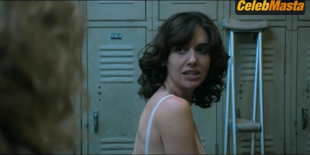 Alison Brie ’s Sexy Scene From Glow - Photo 2 of 5 photo 5