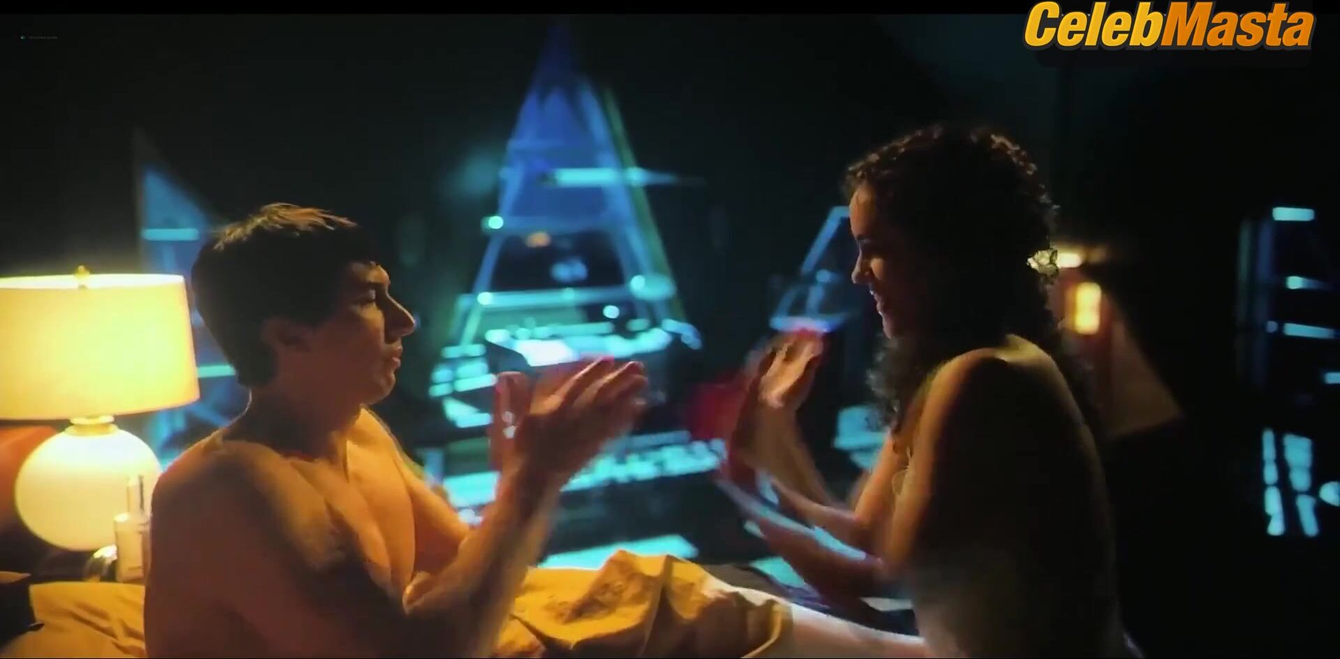 Aubrey Plaza Nathalie Emmanuel, And Grace Vanderwaal Sexy - Photo 1 of 5 photo 4