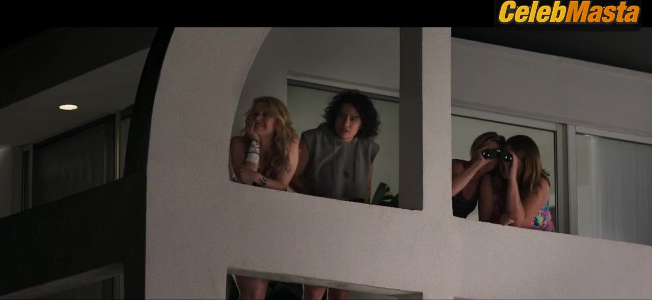 Demi Moore And Zoe Kravitz Lesbian Scene, Underwear In - Photo 1 of 5 photo 3
