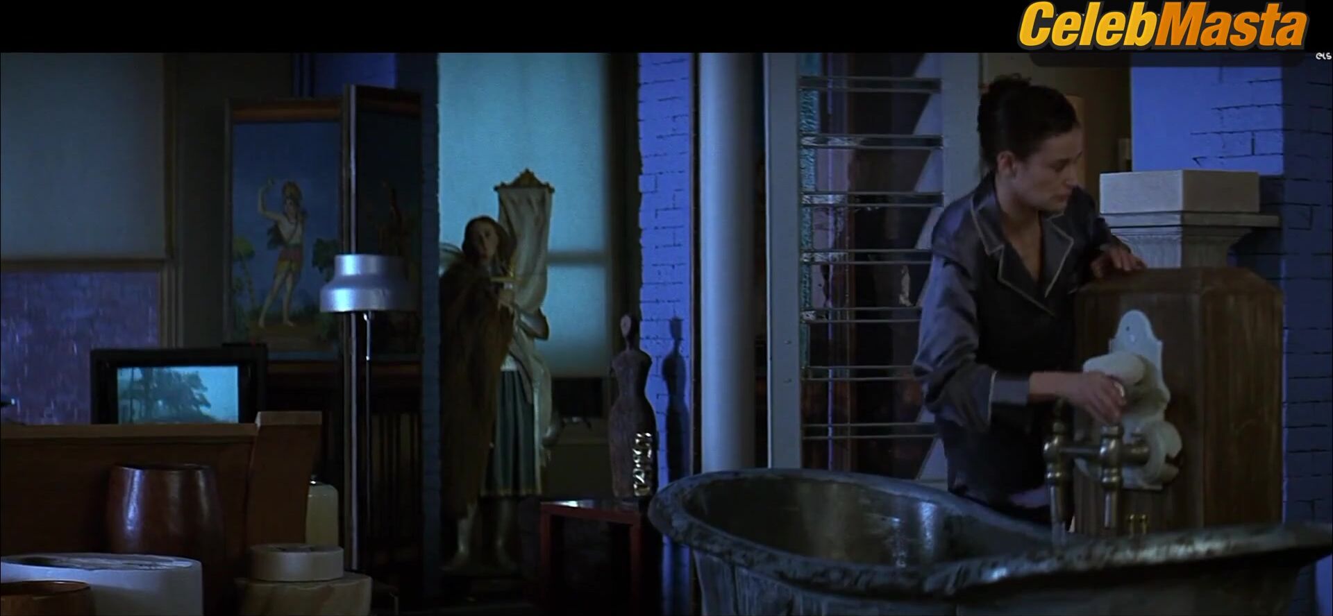 Demi Moore ’s Sexy Scene From Passion Of Mind - Photo 2 of 5