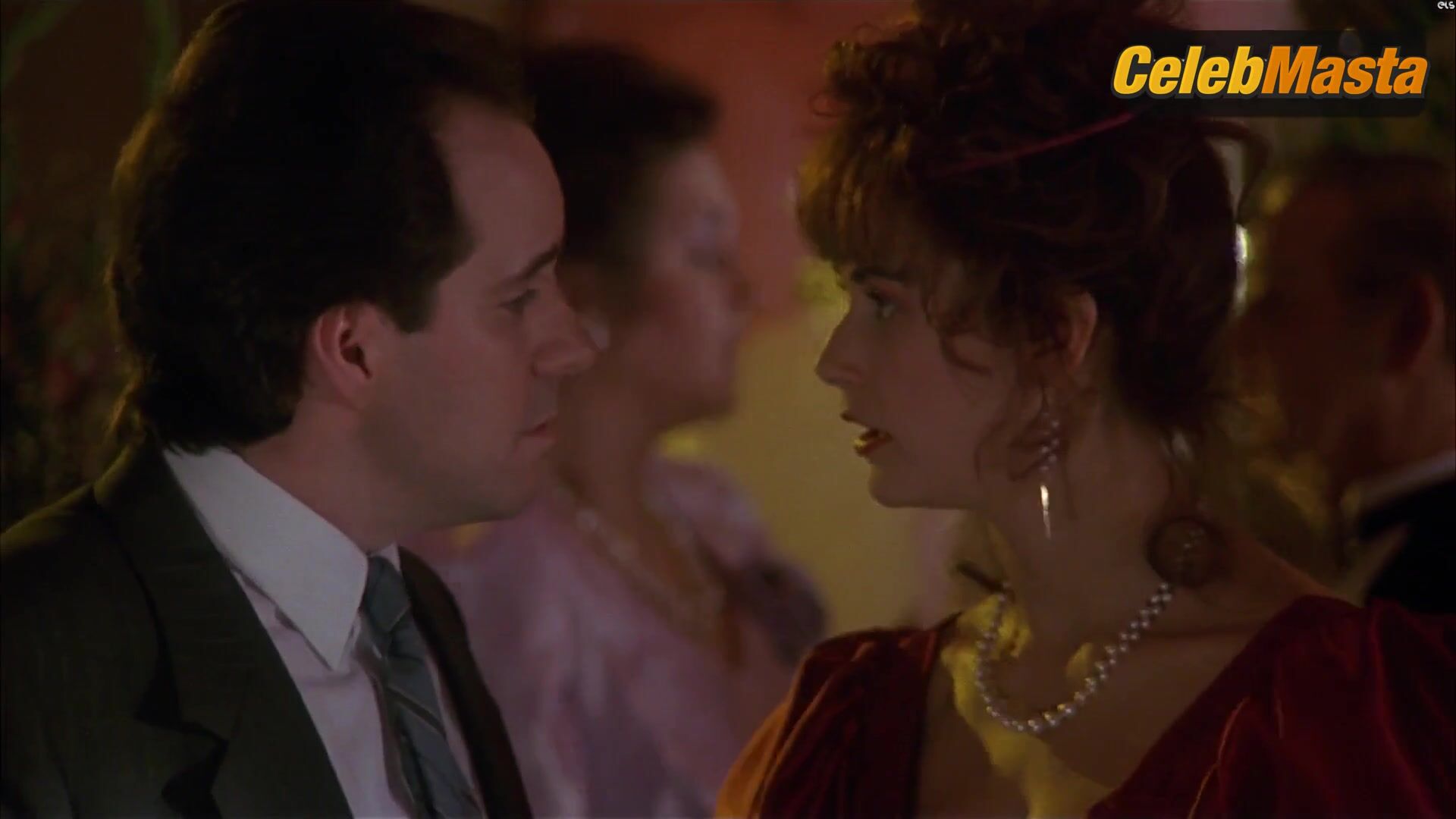 Demi Moore ’s Sexy Scene From Mortal Thoughts - Photo 2 of 5
